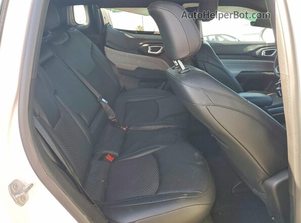 3C4NJDBN7ST597950 2025 JEEP COMPASS Белый Вид подкапотного пространства