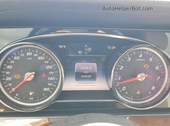 WDDZF4JB0KA509845 2019 MERCEDES-BENZ E White Widok tylnych siedzeń