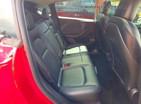 5YJYGDEE4MF233509 2021 TESLA MODEL Красный Вид салона спереди