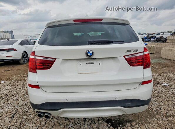 5UXWX9C32H0W79733 2017 BMW X3 Белый Вид салона спереди