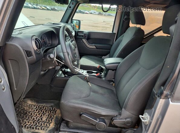 1C4AJWAG9JL829228 2018 JEEP WRANGLER Серый Вид панели приборов