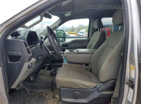 1FT7W2B61KEF22989 2019 FORD F250 Silver Առջևի վահանակի տեսք