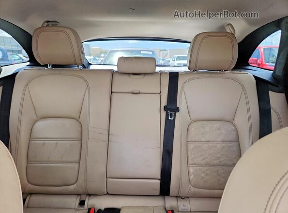 SADCK2BN5HA099727 2017 JAGUAR F-PACE Green Widok wnętrza z tyłu