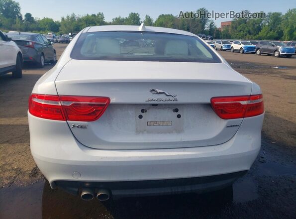 SAJAK4BN9HA971696 2017 JAGUAR XF White Սալոնի դիմացի տեսք