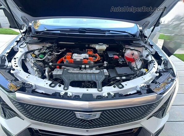 3GYK3BMR3SS224163 2025 CADILLAC OPTIQ Белый Вид панели приборов