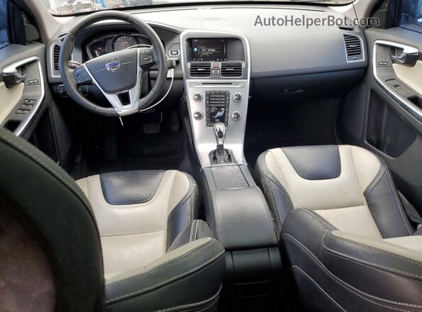 YV440MDRXH2035739 2017 VOLVO XC60 Черный Вид щитка приборов