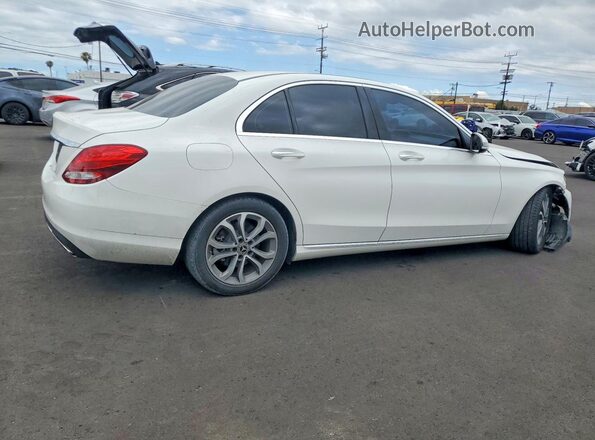 55SWF4JB4JU262573 2018 MERCEDES-BENZ C White Հետևի աջ