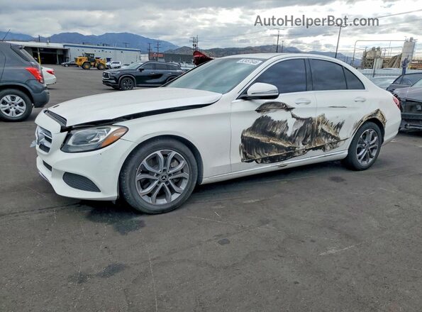 55SWF4JB4JU262573 2018 MERCEDES-BENZ C White Առջևի ձախ երեք քառորդ տեսարան