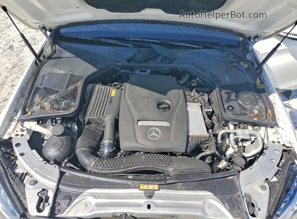 55SWF4JB5JU268592 2018 MERCEDES-BENZ C Белый Вид задней части салона