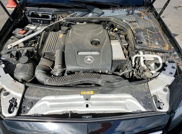 55SWF4JB6HU203826 2017 MERCEDES-BENZ C Black Widok wnętrza z tyłu