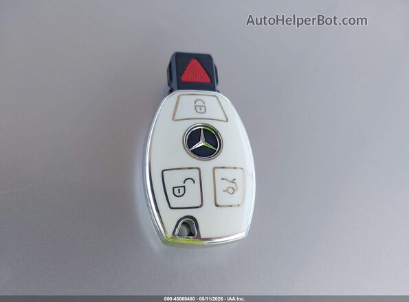 55SWF4JB6JU253194 2018 MERCEDES-BENZ C-CLASS Silver Առջևի վահանակի տեսք