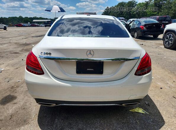 55SWF4JB6JU273848 2018 MERCEDES-BENZ C White Вид ззаду