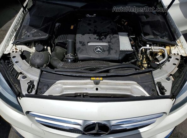 55SWF4JB7HU225026 2017 MERCEDES-BENZ C Белый Вид задней части салона