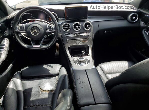 55SWF4JB7HU225026 2017 MERCEDES-BENZ C Белый Вид панели приборов