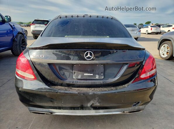55SWF4JB9GU161330 2016 MERCEDES-BENZ C Black Rear view