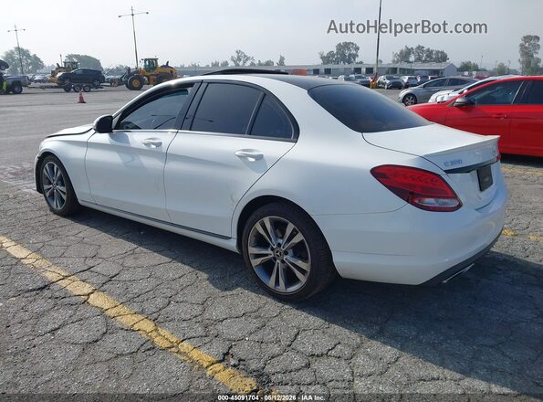 55SWF4JBXJU240206 2018 MERCEDES-BENZ C-CLASS White Tył lewy