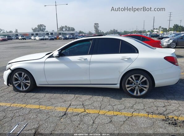 55SWF4JBXJU240206 2018 MERCEDES-BENZ C-CLASS White Widok wnętrza 360 stopni