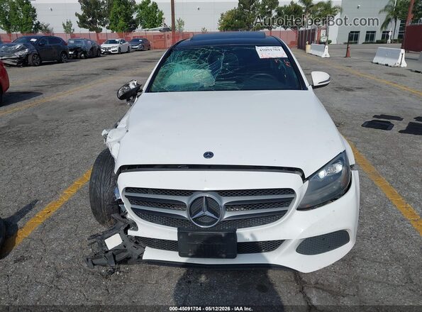 55SWF4JBXJU240206 2018 MERCEDES-BENZ C-CLASS White Widok zestawu wskaźników
