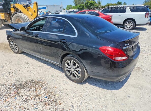 55SWF4KB3GU125180 2016 MERCEDES-BENZ C Black Հետևի ձախ