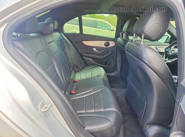 55SWF4KB5GU104881 2016 MERCEDES-BENZ C Silver Widok tylnych siedzeń