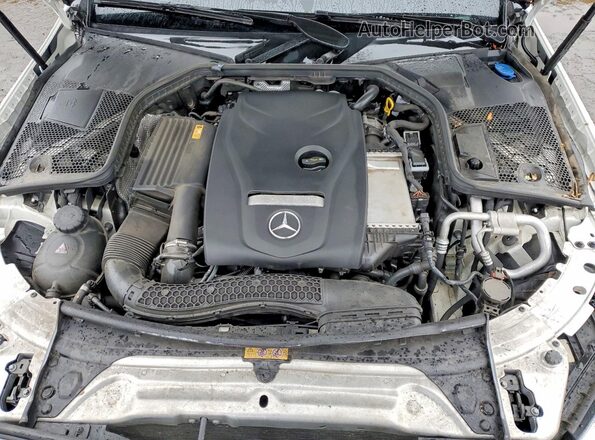 55SWF4KB6JU279194 2018 MERCEDES-BENZ C Белый Вид задней части салона