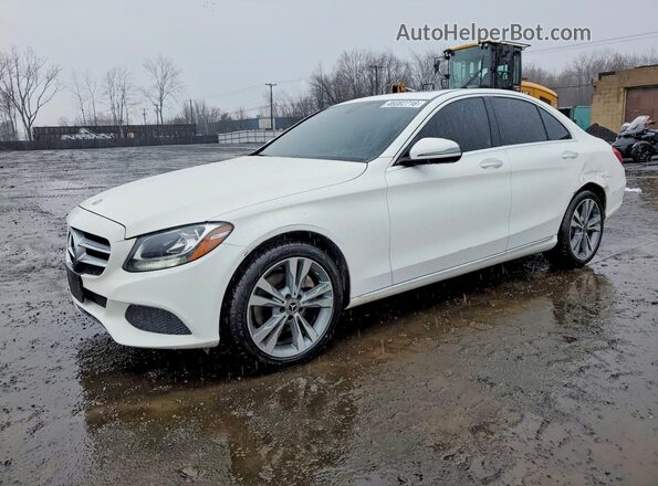 55SWF4KB6JU279194 2018 MERCEDES-BENZ C Белый Передняя левая четверть