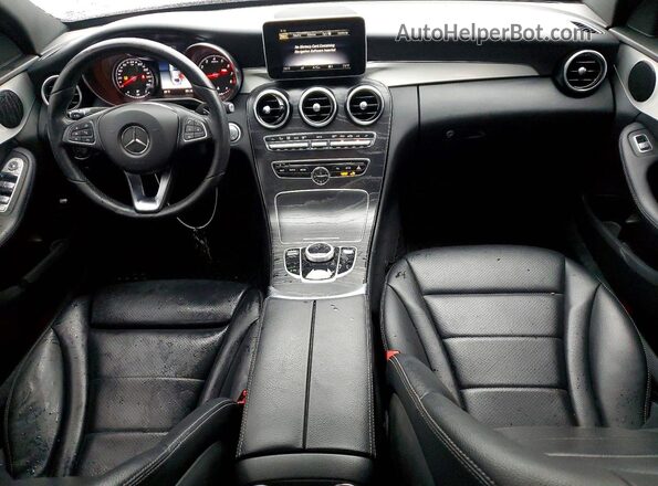55SWF4KB6JU279194 2018 MERCEDES-BENZ C Белый Вид панели приборов
