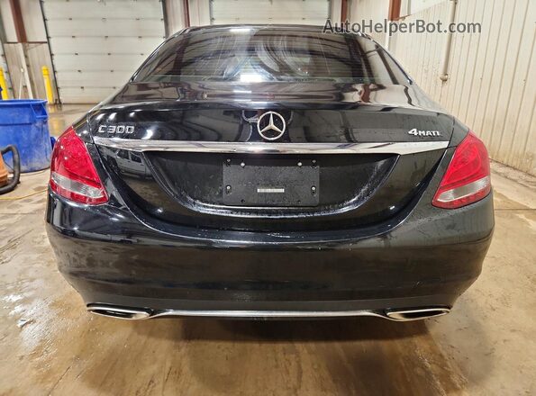 55SWF4KB7HU227583 2017 MERCEDES-BENZ C Black Widok z tyłu