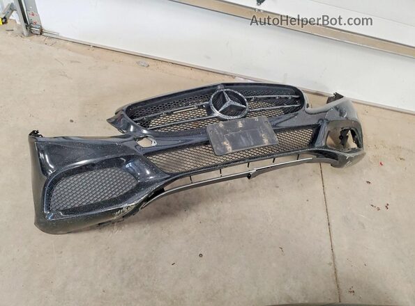 55SWF4KB8GU103675 2016 MERCEDES-BENZ C Black ძრავის განყოფილების ხედი