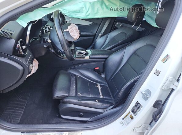 55SWF4KB9GU102874 2016 MERCEDES-BENZ C White Вид салону спереду