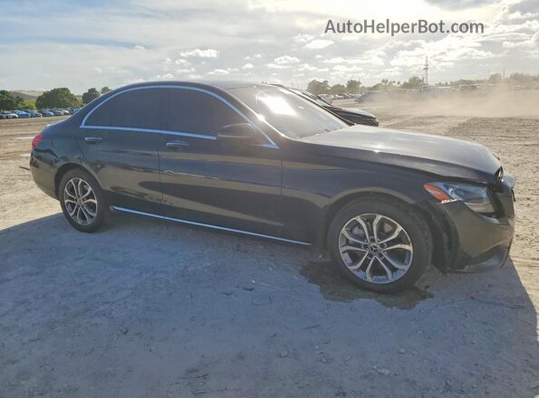 55SWF4KBXHU226556 2017 MERCEDES-BENZ C Black Передня права чверть