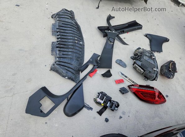 55SWF6EB9KU321060 2019 MERCEDES-BENZ C Black Engine compartment view