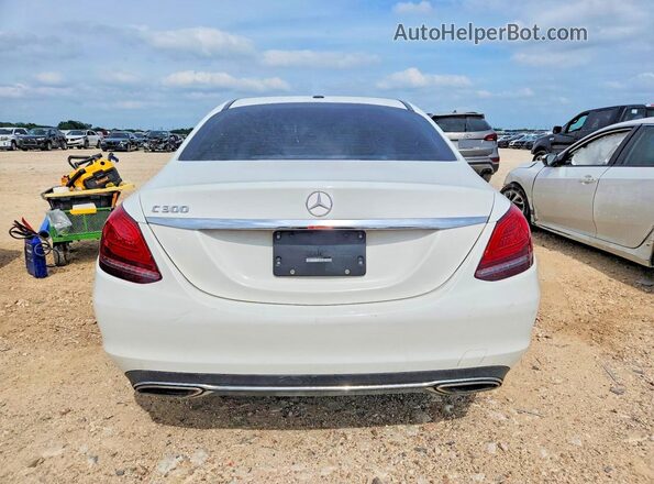 55SWF8DB0KU285014 2019 MERCEDES-BENZ C White Հետևի տեսք
