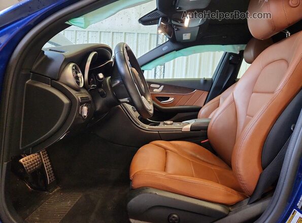 55SWF8DB0KU311952 2019 MERCEDES-BENZ C Синий Вид салона спереди
