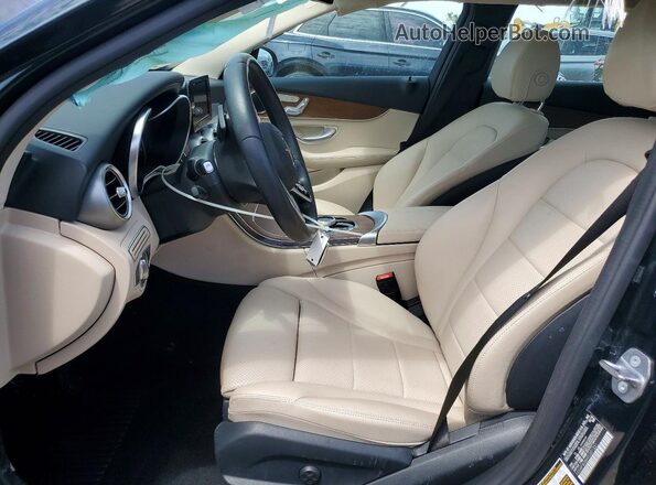55SWF8DB6KU301331 2019 MERCEDES-BENZ C Green Front interior view