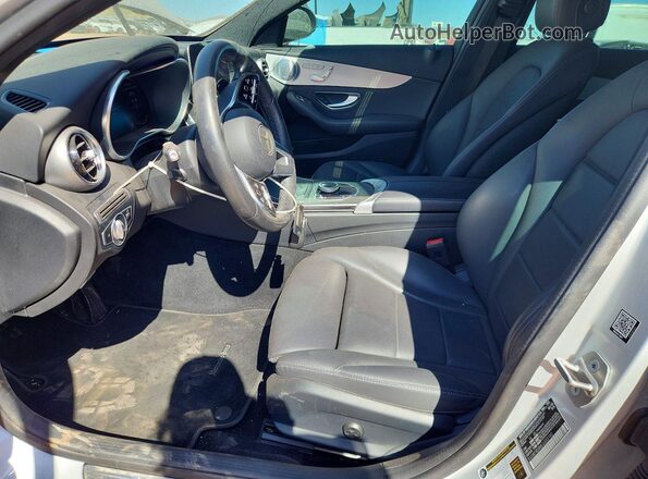 55SWF8DB8LU333103 2020 MERCEDES-BENZ C Silver Vista interior delantera