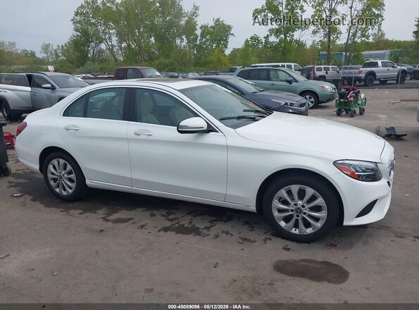 55SWF8EB1KU305916 2019 MERCEDES-BENZ C-CLASS White Rear interior view