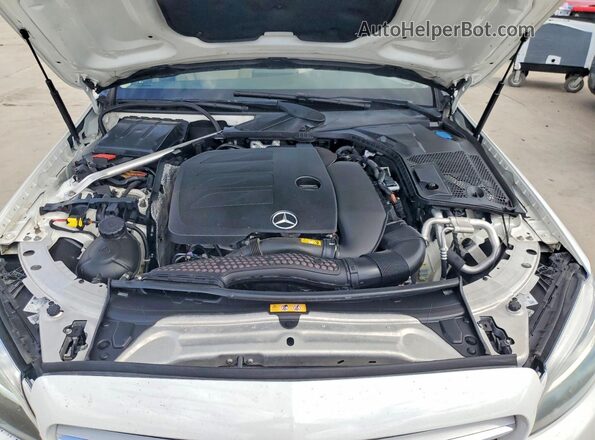 55SWF8EB6KU298526 2019 MERCEDES-BENZ C White Rear interior view