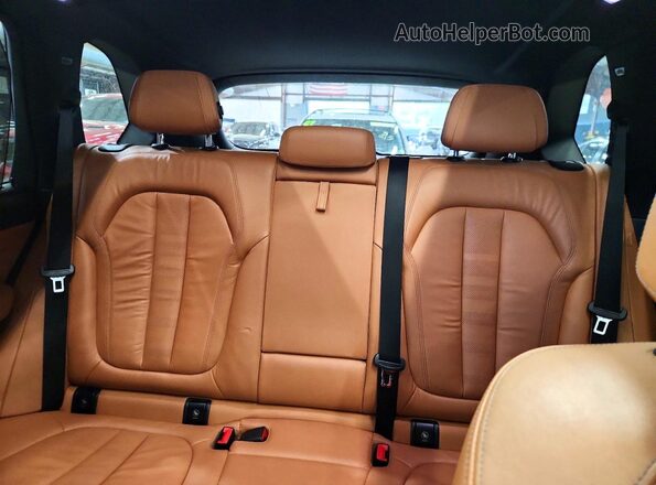 5UXJU2C53KLN64706 2019 BMW X5 Черный Вид задней части салона