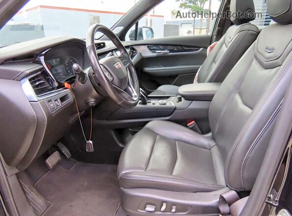 1GYKPCRS9RZ755645 2024 CADILLAC XT6 Черный Вид задних сидений