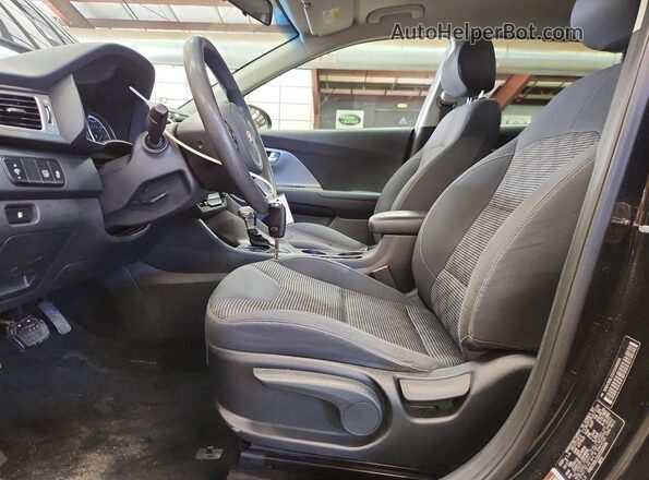 KNDCB3LC0J5139306 2018 KIA NIRO Черный Вид панели приборов