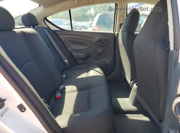 3N1CN7AP9GL906361 2016 NISSAN VERSA White Widok wnętrza z tyłu