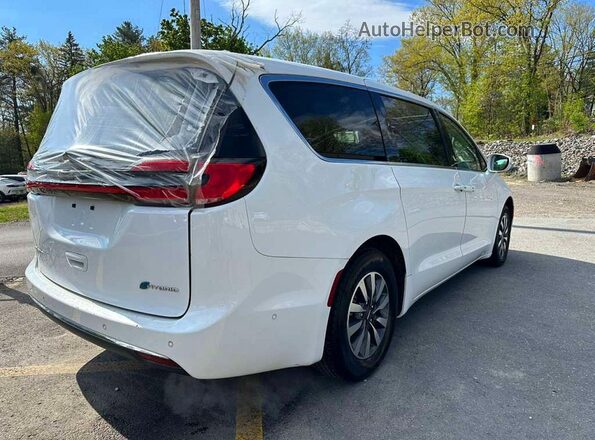 2C4RC1L78NR122695 2022 CHRYSLER PACIFICA Белый Передняя правая четверть