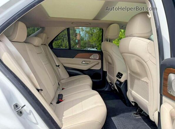 4JGFB4KB9NA717472 2022 MERCEDES-BENZ GLE White Вид панелі приладів