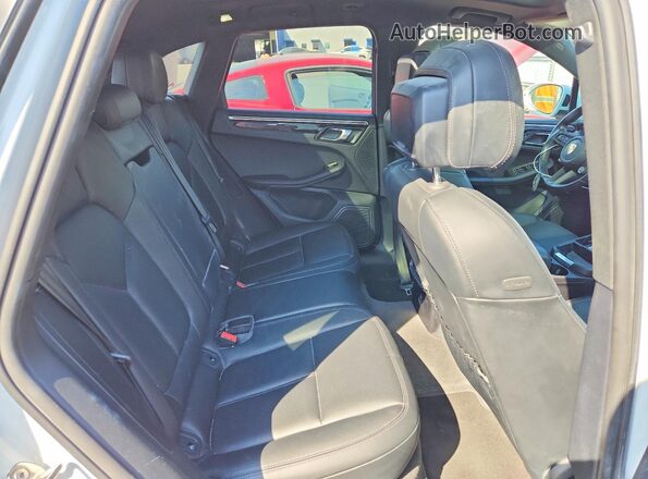WP1AA2A59PLB16411 2023 PORSCHE MACAN Белый Вид подкапотного пространства