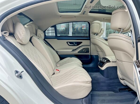 W1K6G7GB6MA045696 2021 MERCEDES-BENZ S Белый Вид салона спереди