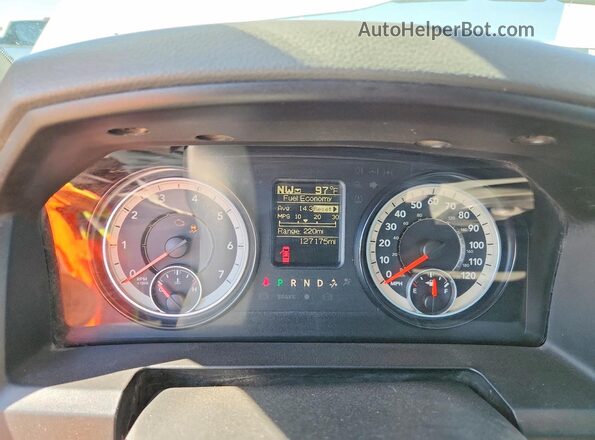 3C6JR6DG4HG753954 2017 RAM 1500 Белый Вид задних сидений
