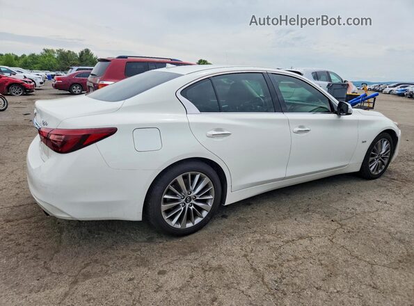 JN1EV7AR0JM443968 2018 INFINITI Q50 Белый Передняя правая четверть