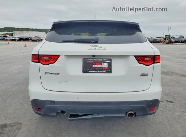 SADCK2EV7JA252996 2018 JAGUAR F-PACE Белый Вид салона спереди