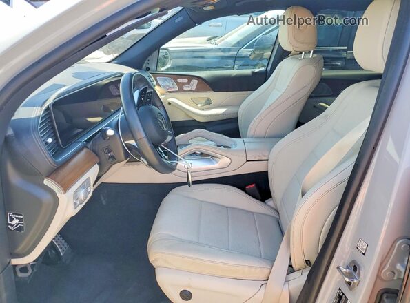 4JGFF5KE7RB154684 2024 MERCEDES-BENZ GLS Серый Вид панели приборов